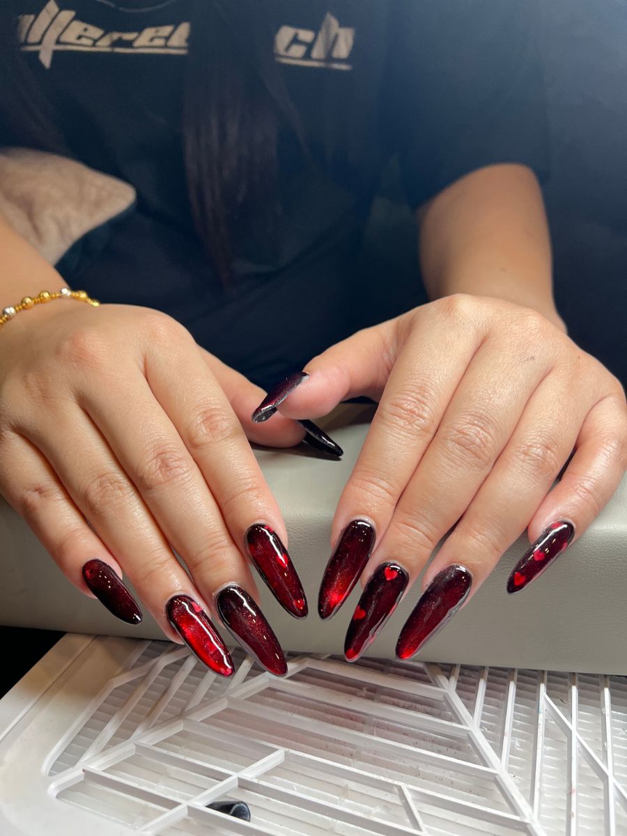 AIRINAILS DIARY - Long PVC Extensions — Silver Velvet Cat-Eye & Ruby Hearts